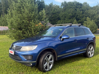 2016 Volkswagen Touareg II Рестайлинг, синий, 3500000 рублей, вид 1