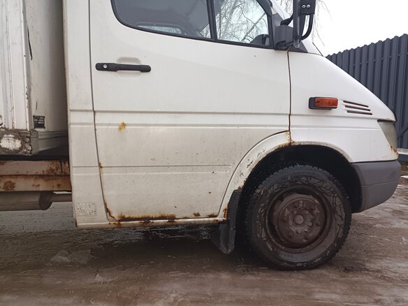 2004 Mercedes-Benz Sprinter, белый, 1300000 рублей - вид 11
