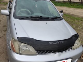 2001 Toyota Platz, серебристый, 370000 рублей, вид 1