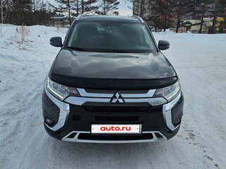 2019 Mitsubishi Outlander III Рестайлинг 3, серый, 2350000 рублей, вид 2