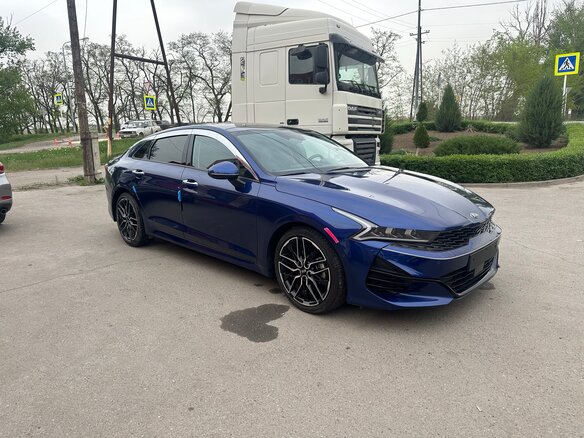 2020 Kia K5 III, фиолетовый, 3200000 рублей