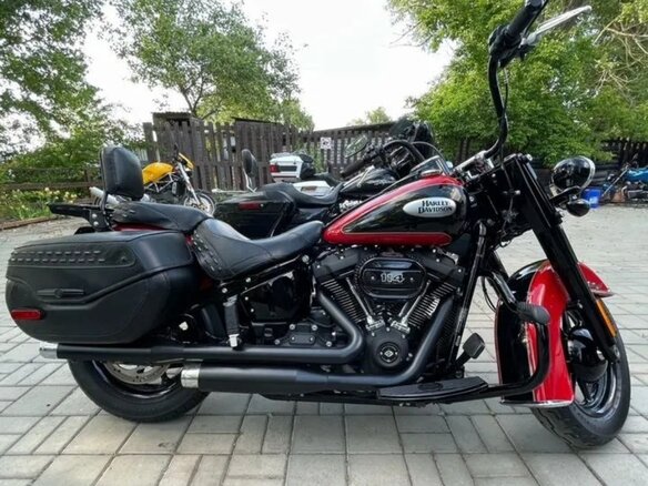 2022 Harley-Davidson Heritage, пурпурный, 2370000 рублей