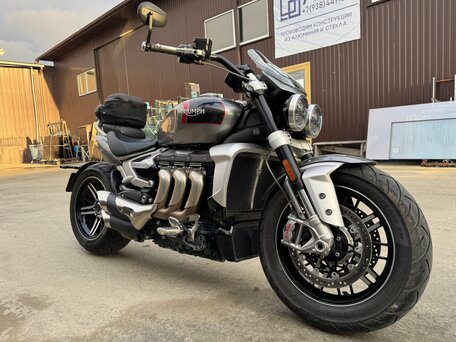 2021 Triumph Rocket III, серый, 3100000 рублей, вид 1