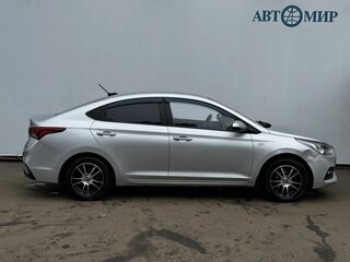 2019 Hyundai Solaris II, серебристый, 1419000 рублей, вид 4