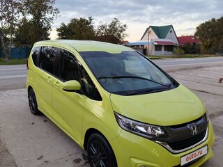 2019 Honda Freed II Рестайлинг, жёлтый, 1700000 рублей, вид 3