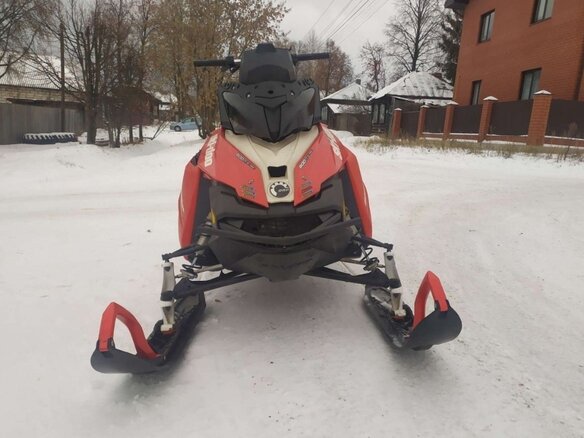 2015 BRP Ski-Doo Summit 800, красный, 1050000 рублей - вид 9