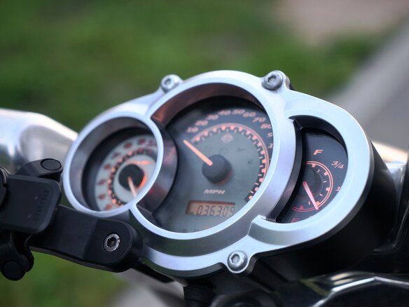 2012 Harley-Davidson V-Rod Muscle, чёрный, 1150000 рублей - вид 6