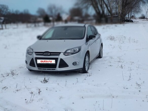 2013 Ford Focus III, серебристый, 700000 рублей - вид 2