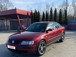 2000 Volkswagen Passat B5, красный, 650000 рублей, вид 1