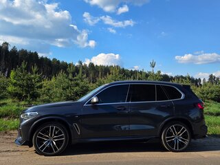 2020 BMW X5 M50d IV (G05/G18), серый, 6600000 рублей, вид 3