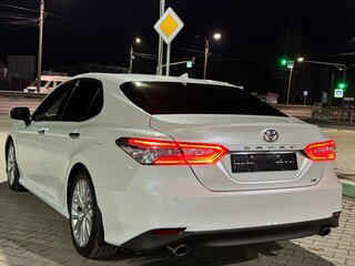 2020 Toyota Camry VIII (XV70), белый, 3600000 рублей, вид 5
