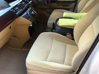 2004 Honda Elysion I, белый, 1500000 рублей, вид 5