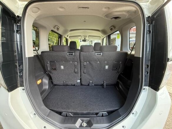 2023 Toyota Roomy I Рестайлинг, белый, 932000 рублей - вид 18