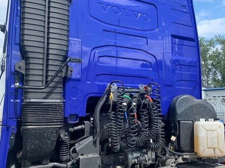 2022 Volvo FH, синий, 18960000 рублей, вид 2