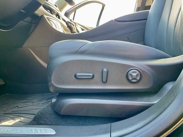 2018 Buick Envision I, чёрный, 2100000 рублей - вид 17