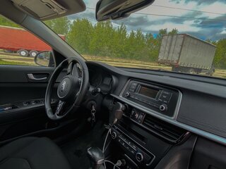 2018 Kia Optima IV Рестайлинг, коричневый, 1450000 рублей, вид 5