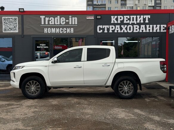 2021 Mitsubishi L200 V Рестайлинг, белый, 2350000 рублей - вид 7