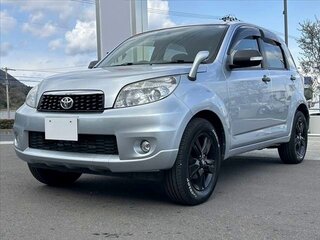 2016 Toyota Rush I, серебристый, 989000 рублей, вид 1