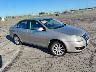 2008 Volkswagen Jetta V, бежевый, 640000 рублей, вид 3
