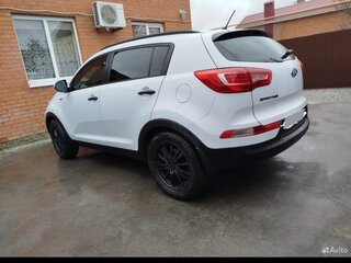 2011 Kia Sportage III, белый, 1210000 рублей, вид 5