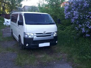 2018 Toyota HiAce H200 Рестайлинг, белый, 3900000 рублей, вид 1