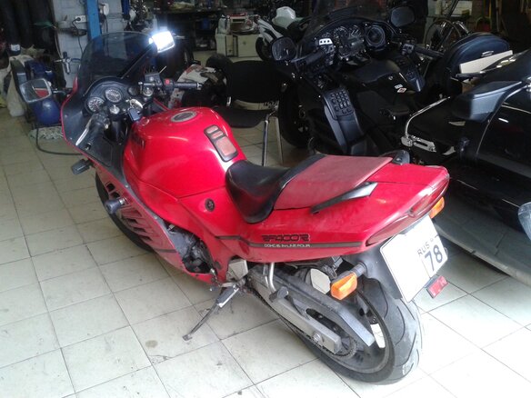 1997 Suzuki RF 400, красный - вид 4