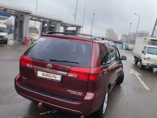 2005 Toyota Sienna II, красный, 1299000 рублей, вид 3