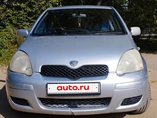 2003 Toyota Vitz I (P10), серебристый, 180000 рублей, вид 1