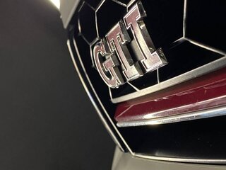 2016 Volkswagen Golf GTI VII, белый, 2037716 рублей, вид 3