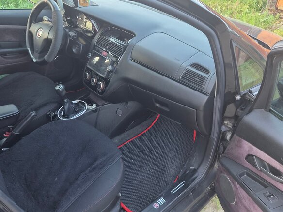 2011 Fiat Linea, чёрный, 750000 рублей - вид 7