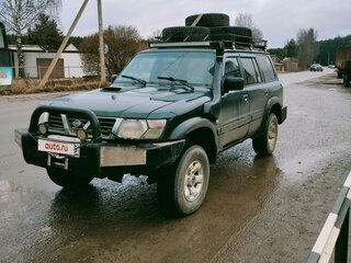 2000 Nissan Patrol V (Y61), зелёный, 1100000 рублей, вид 1