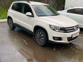 2011 Volkswagen Tiguan I Рестайлинг, белый, 750000 рублей, вид 3