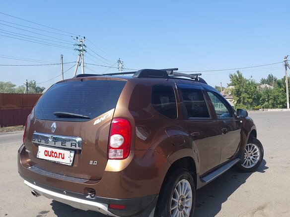 2014 Renault Duster I, коричневый, 820000 рублей - вид 3