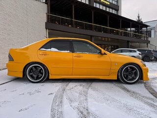 2000 Toyota Altezza, жёлтый, 1200000 рублей, вид 3