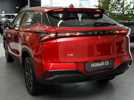 2026 Omoda C5 II, красный, 2579000 рублей, вид 5