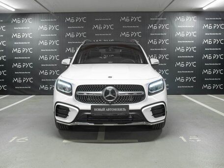 2025 Mercedes-Benz GLB 250 I (X247) Рестайлинг, белый, 7409400 рублей, вид 5