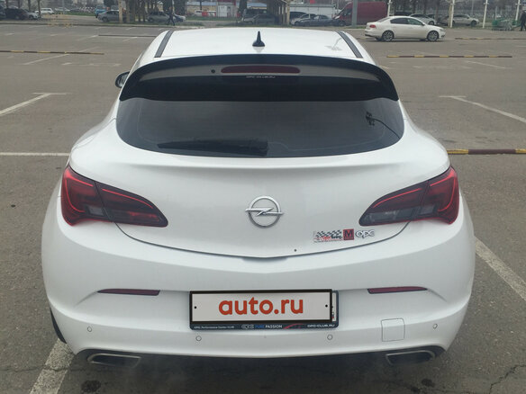 2012 Opel Astra OPC J, белый