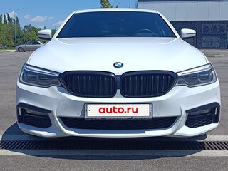 2019 BMW 5 серии 530d xDrive VII (G30/G31/G38), белый, 4860000 рублей, вид 3