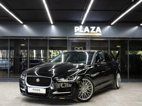 Jaguar XE I