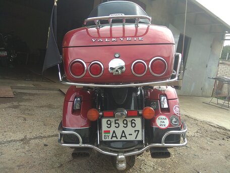 2000 Honda Valkyrie 1500, пурпурный, 891501 рублей, вид 2