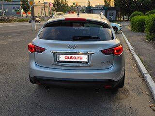 2011 Infiniti FX37 II (S51) Рестайлинг, серебристый, 2400000 рублей, вид 4