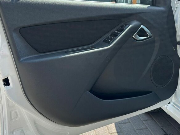 2025 Lada (ВАЗ) Granta Sport I Рестайлинг, белый, 1622000 рублей - вид 12