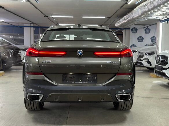 2024 BMW X6 40i III (G06) Рестайлинг, зелёный - вид 4