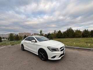 2013 Mercedes-Benz CLA 180 I (C117, X117), белый, 1305000 рублей, вид 2