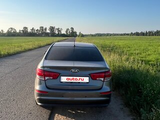 2015 Kia Rio III Рестайлинг, серый, 1200000 рублей, вид 3