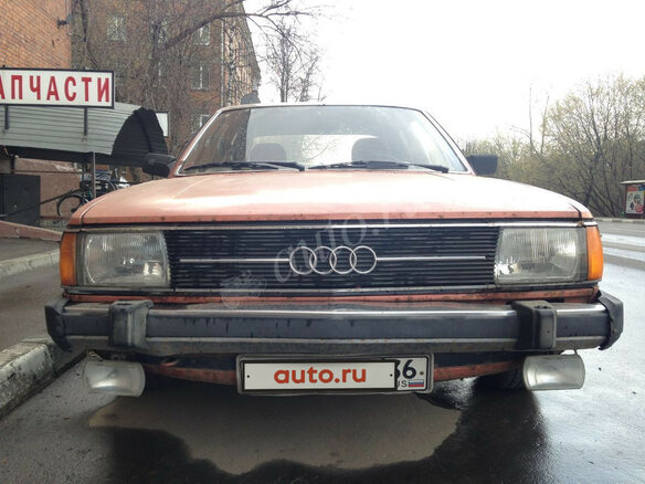 1977 Audi 100 II (C2), оранжевый - вид 2