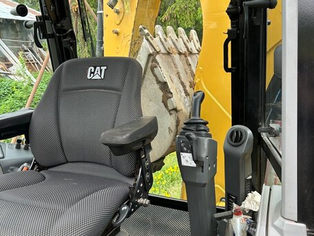 2021 Caterpillar 444, 11000000 рублей, вид 4