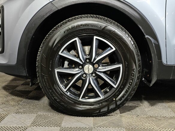2019 Kia Sportage IV Рестайлинг, серебристый, 2175150 рублей - вид 8