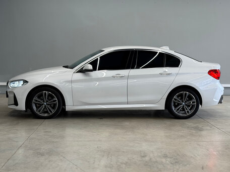 2022 BMW 1 серии 120i III (F52) Рестайлинг, белый, 2430000 рублей, вид 5