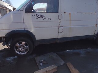 1993 Volkswagen Transporter T4, белый, 250000 рублей, вид 4